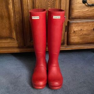 HUNTER • Tall military red rain boots
